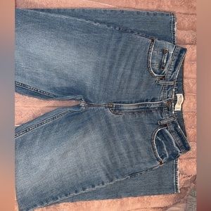 Abercrombie & Fitch Curve Love 90’s Slim Straight Ultra High Rise. Size 27/4.